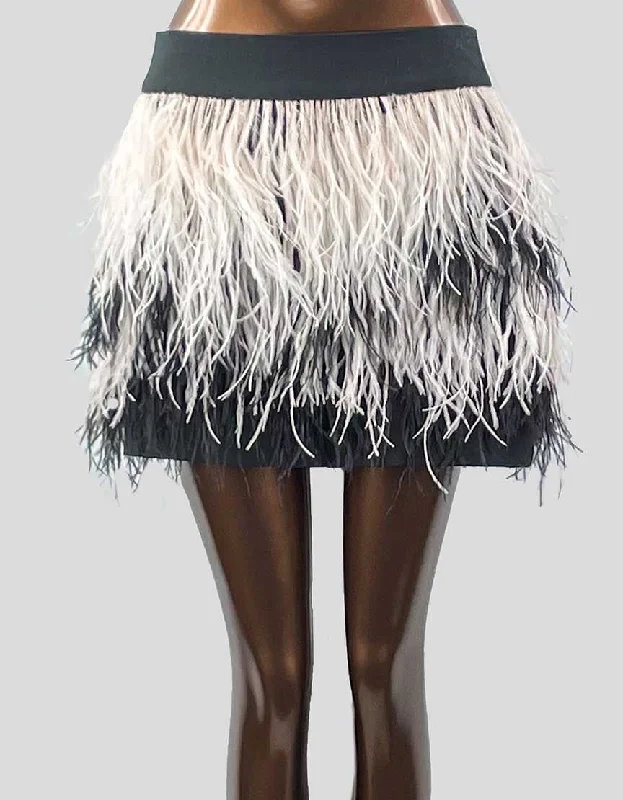 CLUB MONACO Ostrich Feather Miniskirt - 4 US flowy skirt hem