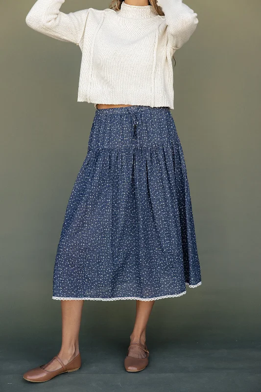 The Tiny Dancer Midi Skirt lightweight skirt design