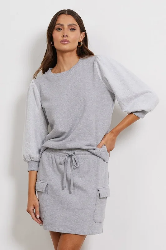 ZAHARA PULLOVER Deep Neck Pullover